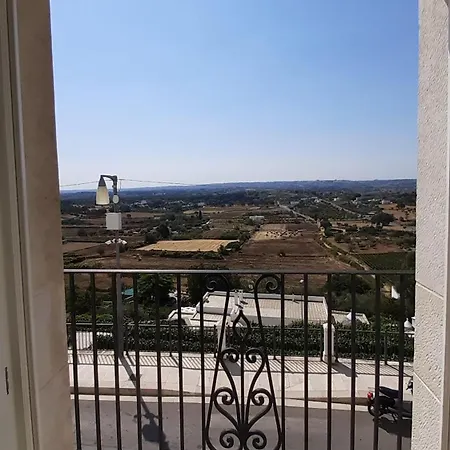 Casa Del Capovento * לוקורוטונדו